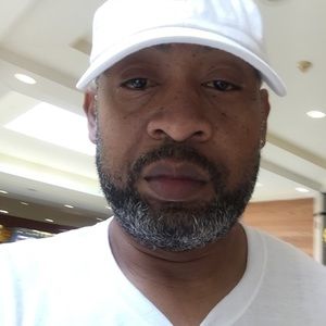 Meet your Posher, Kenneth